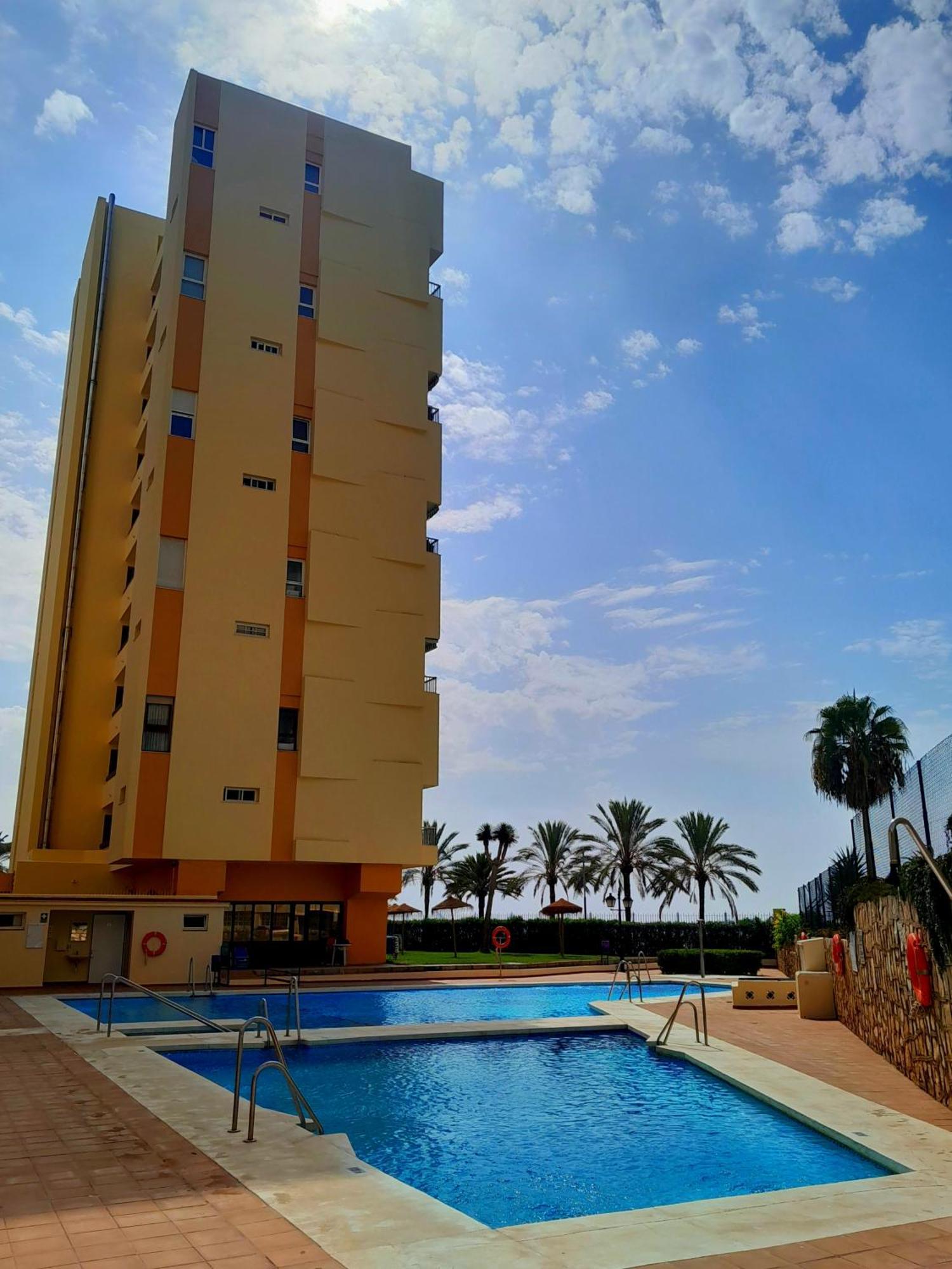Seafront Apartment Marbella Exterior foto